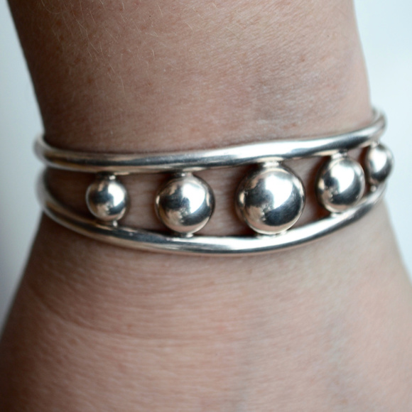 Taxco Jewelry - Solid Sterling Silver Mexican Cuff Bracelet 925